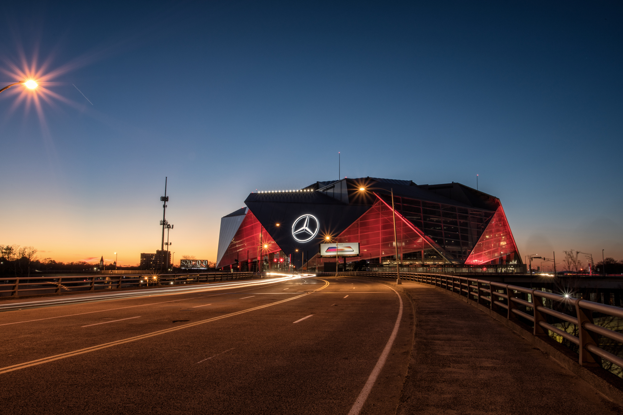 mercedes-benz-stadium-night