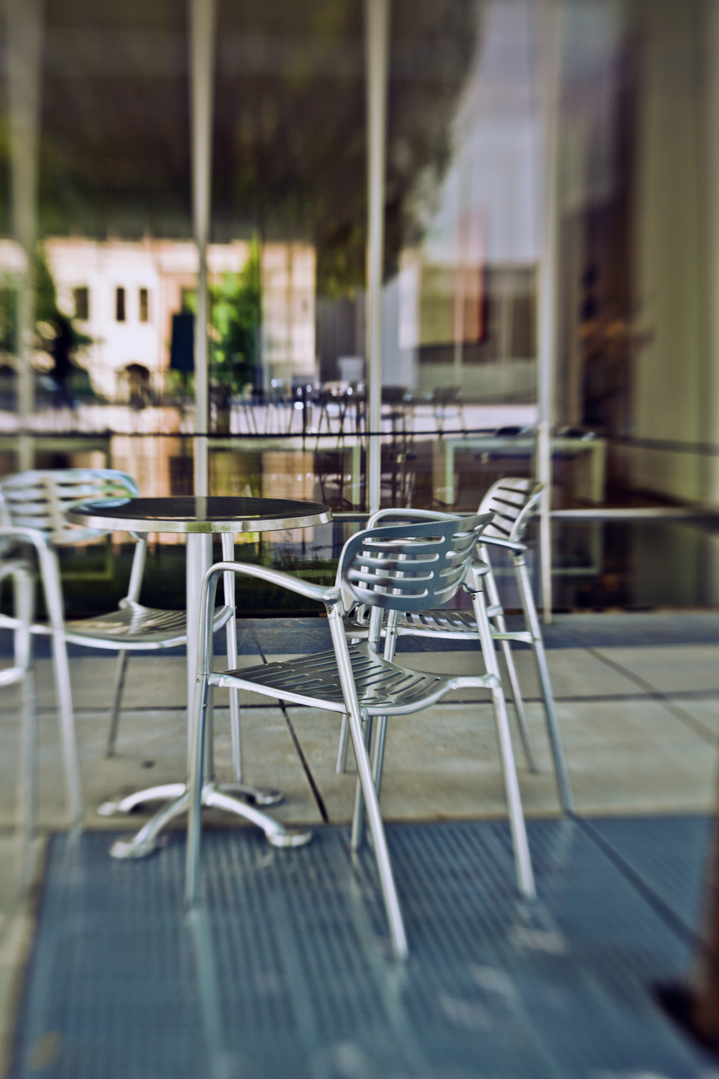 outdoor-seating